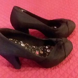 Black K9 Rocketdog heels